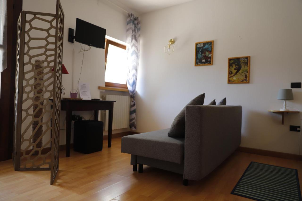 Bamboo Hous - Agriturismo Finilon Apartment Castelnuovo del Garda Bagian luar foto