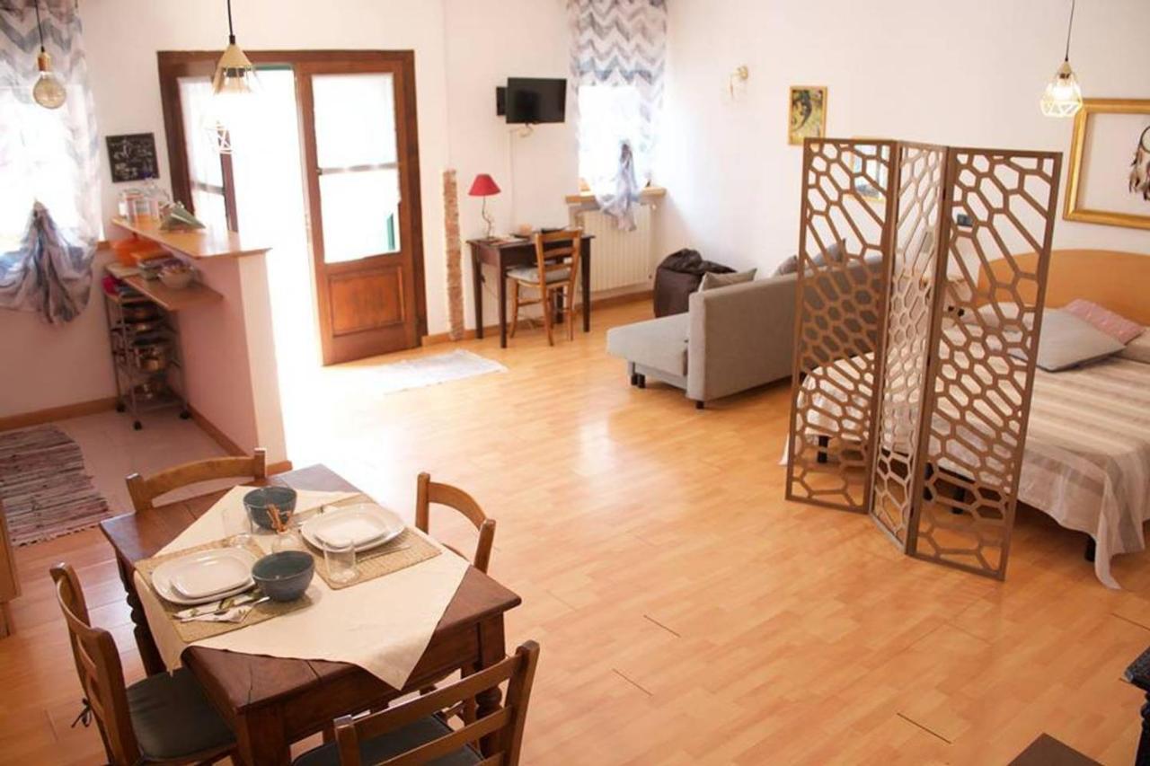 Bamboo Hous - Agriturismo Finilon Apartment Castelnuovo del Garda Bagian luar foto